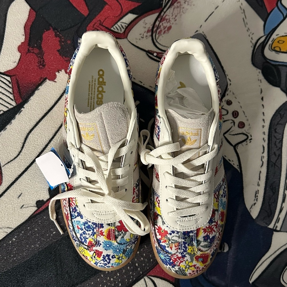 Adidas liberty london x gazelle